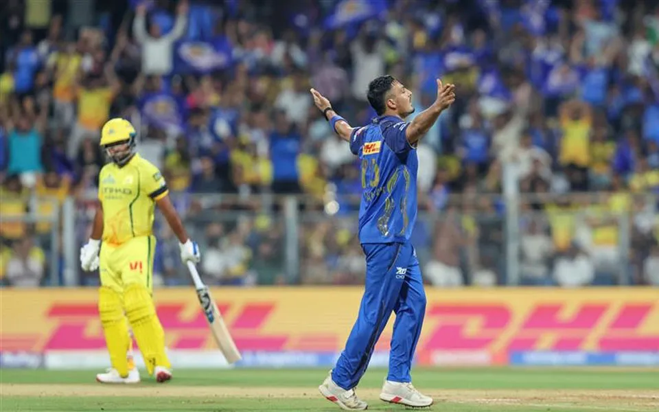 Live cricket match today: Mumbai Indians vs Chennai Super Kings