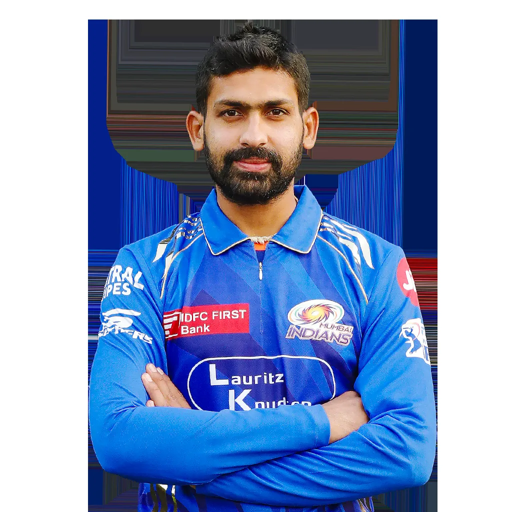Raghu Sharma Makes IPL Debut for Mumbai Indians