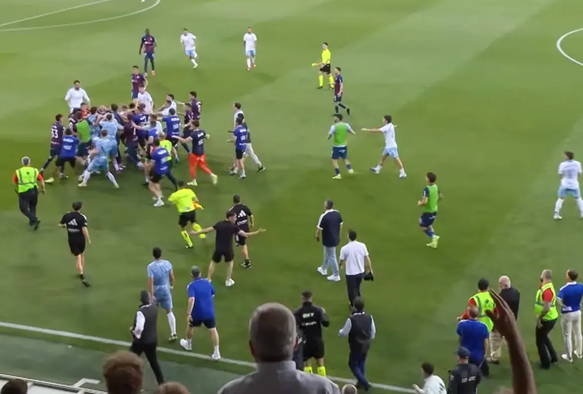 Real zaragoza goalkeeper esteban andrada suspended for 13 matches