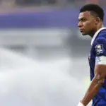 France, England prepare for gloomy send-off